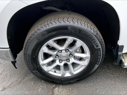 Used 2023 Chevrolet Silverado 1500 LT image 7