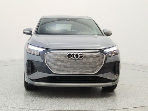 Used 2023 Audi Q4 e-tron Premium RWD image 2