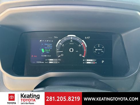 Used 2026 Toyota Tundra Limited AWD/4WD image 19