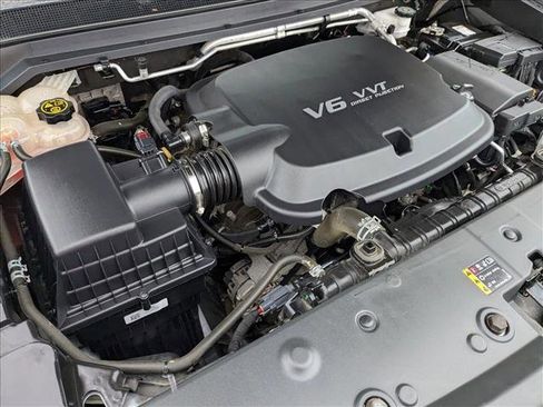 Used 2018 GMC Canyon SLE w/ SLE Convenience Package image 19