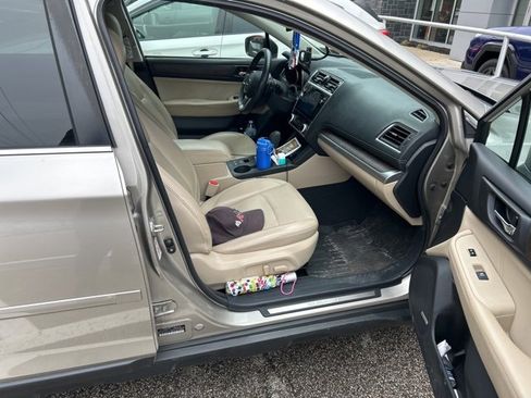 Used 2019 Subaru Outback 2.5i Limited w/ Popular Package #2 image 20