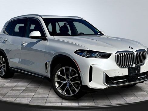 Used 2024 BMW X5 xDrive40i image 2