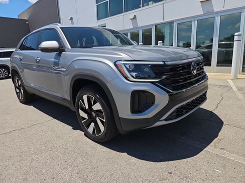 Certified 2026 Volkswagen Atlas Cross Sport SE AWD/4WD image 30