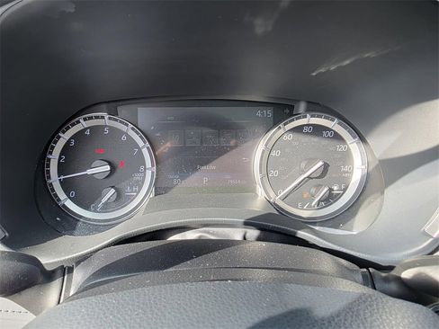 Used 2022 Toyota Highlander XLE image 15