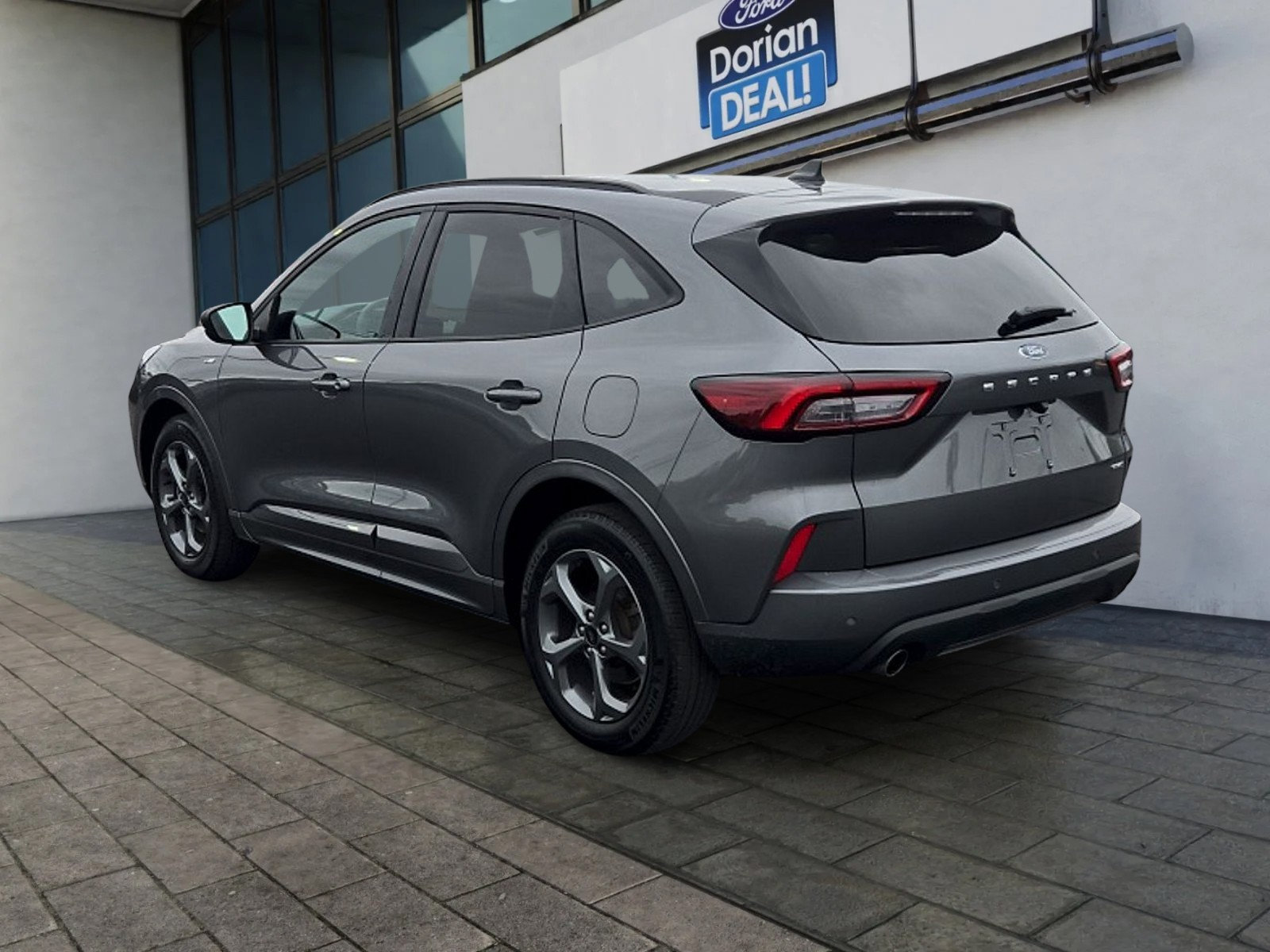 Certified 2023 Ford Escape ST-Line w/ Tech Pack #1 AWD/4WD image 5