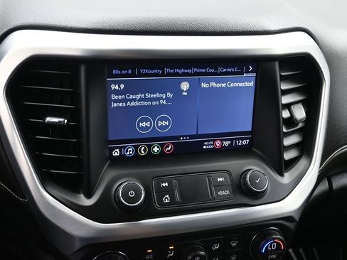 Used 2021 GMC Acadia SLE w/ Driver Convenience Package FWD image 14