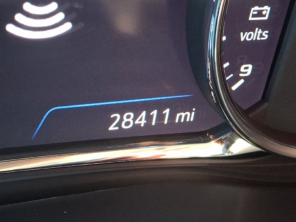 Used 2023 GMC Acadia AT4 w/ Technology Package AWD/4WD image 26