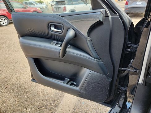 Used 2021 Nissan Armada SV image 13