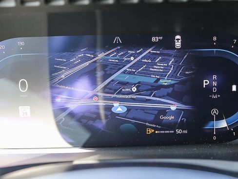 New 2025 Volvo XC90 B6 Plus w/ Protection Package Premier image 25