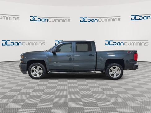 Used 2018 Chevrolet Silverado 1500 LT w/ All Star Edition AWD/4WD image 5