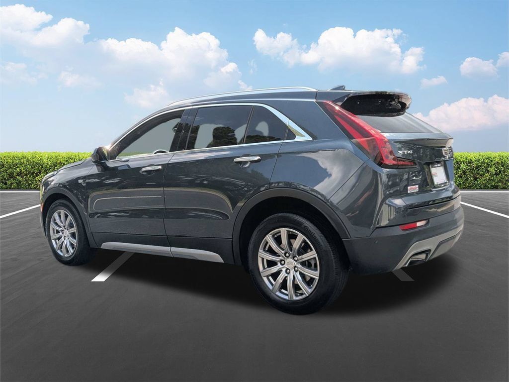 Used 2020 Cadillac XT4 Premium Luxury FWD image 6