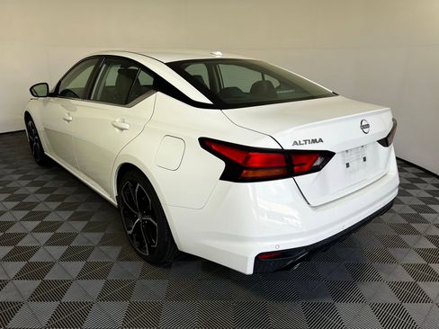 Used 2024 Nissan Altima 2.5 SR image 7