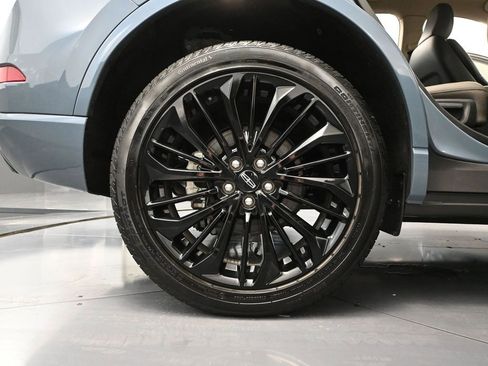 Used 2023 Lincoln Corsair Reserve w/ Jet Appearance Package image 15