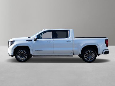 Used 2023 GMC Sierra 1500 Denali Ultimate image 2