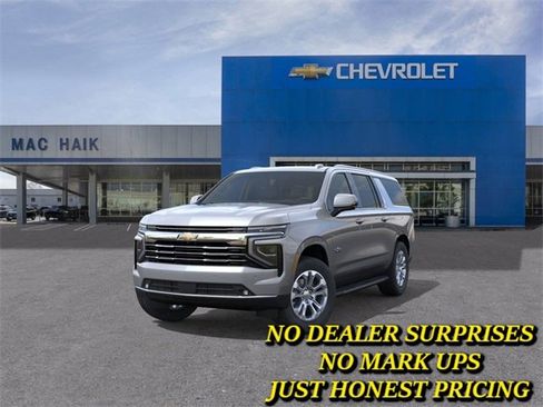 New 2026 Chevrolet Suburban LT w/ Comfort Package image 8