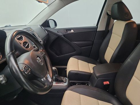 Used 2016 Volkswagen Tiguan S AWD/4WD image 17