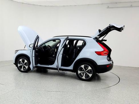 New 2026 Volvo XC40 B5 Plus w/ Protection Package Premier image 12