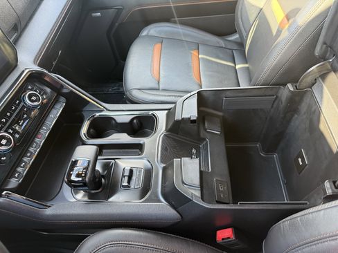 Used 2024 GMC Sierra 1500 AT4 w/ AT4 Premium Package image 21