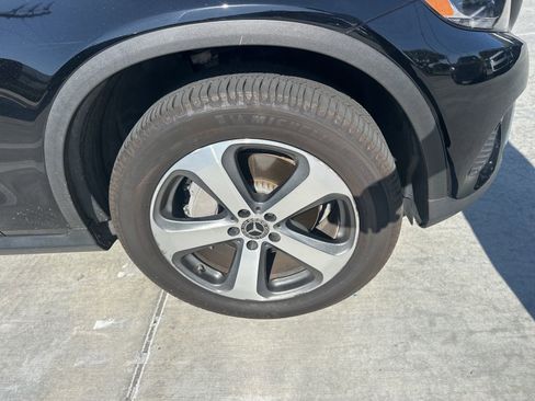 Used 2019 Mercedes-Benz GLC 300 image 7