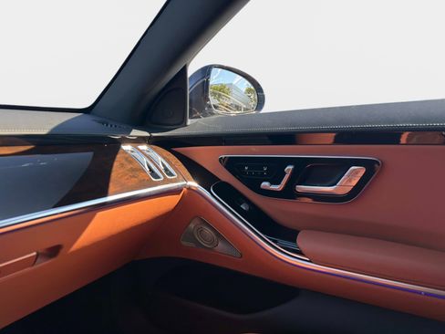 Used 2023 Mercedes-Benz S 500 4MATIC image 21