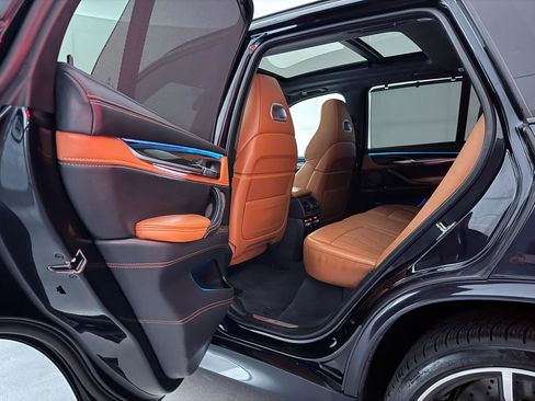 Used 2017 BMW X5 M image 22
