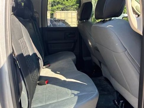 Used 2019 RAM 1500 Express AWD/4WD image 7