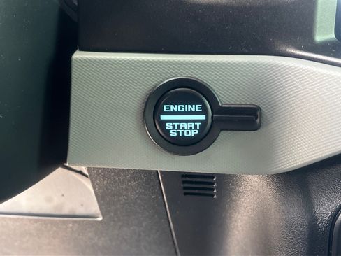 Used 2022 Ford Bronco Badlands w/ Sasquatch Package AWD/4WD image 13