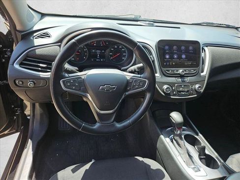 Used 2022 Chevrolet Malibu RS w/ LPO, Convenience Package 1 FWD image 17