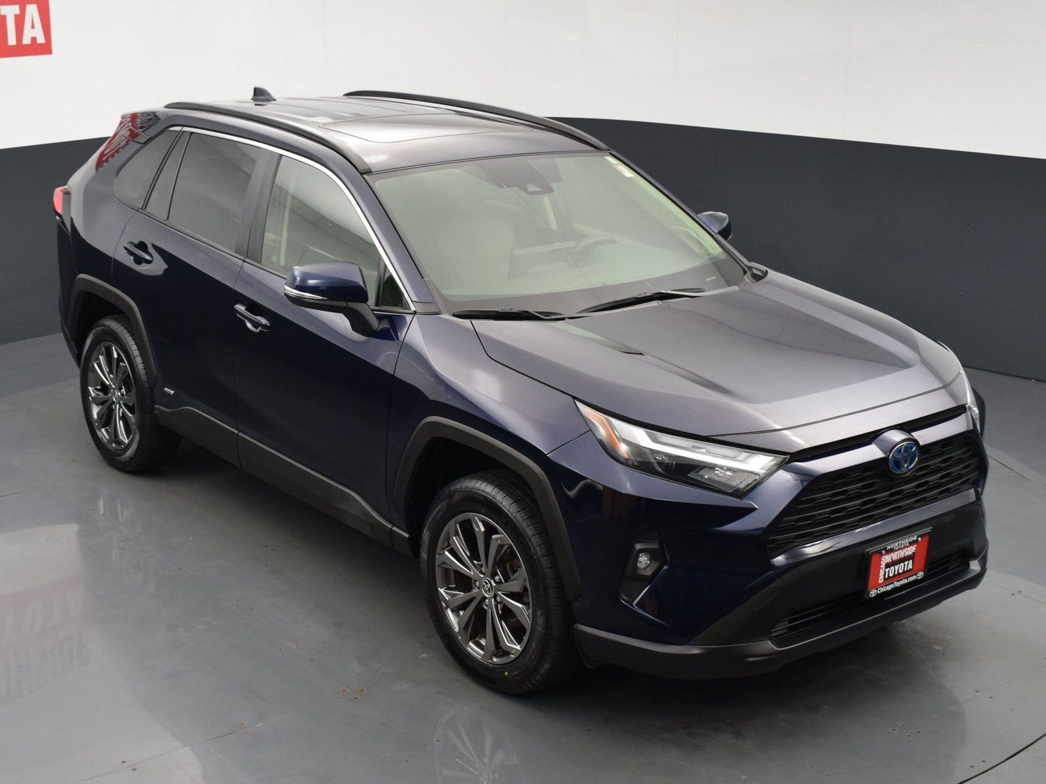 Used 2023 Toyota RAV4 XLE Premium AWD/4WD image 25