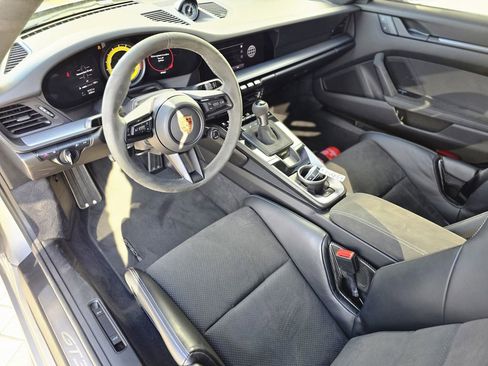 Used 2023 Porsche 911 GT3 RWD image 10