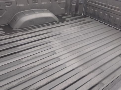 Used 2024 Chevrolet Silverado 2500 LT image 19