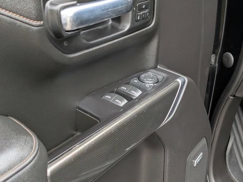 Used 2021 GMC Sierra 1500 AT4 w/ AT4 Preferred Package AWD/4WD image 16