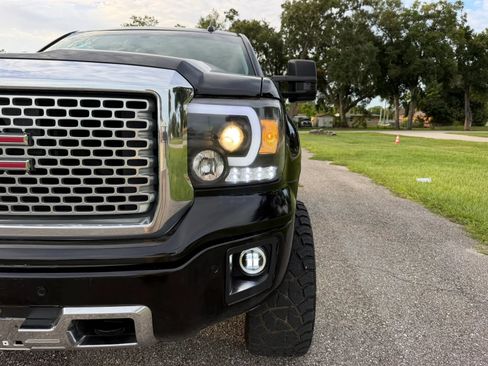 Used 2015 GMC Sierra 1500 Denali AWD/4WD image 26
