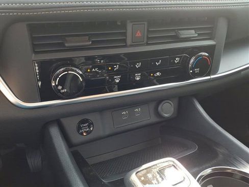 New 2026 Nissan Rogue S image 12