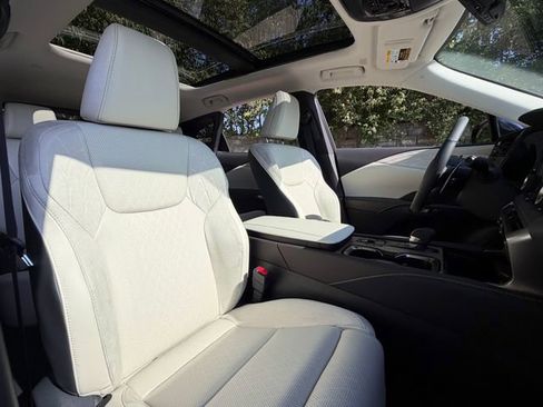 New 2026 Lexus RX 350 AWD image 22