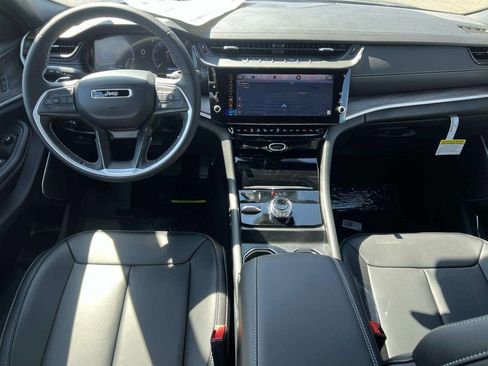 New 2026 Jeep Grand Cherokee L Limited image 6