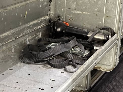 Used 2016 Chevrolet Express 2500 RWD image 84