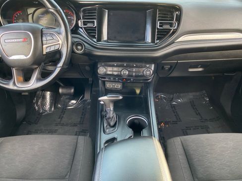 Used 2023 Dodge Durango SXT image 11