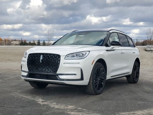 New 2026 Lincoln Corsair Reserve w/ Jet Appearance Package image 2