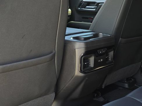 Used 2024 GMC Sierra 1500 AT4 w/ Technology Package AWD/4WD image 33