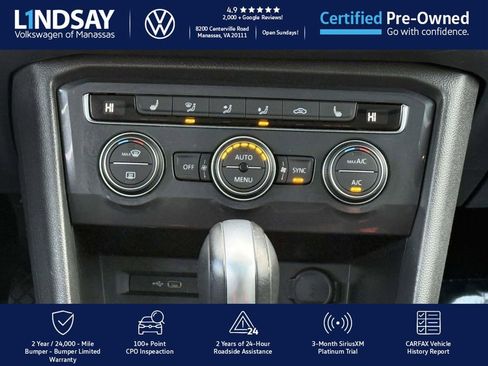 Used 2021 Volkswagen Tiguan SE w/ Panoramic Sunroof Package image 16