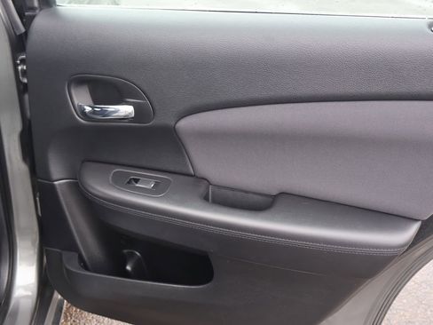 Used 2013 Chrysler 200 Touring w/ S Exterior Appearance Pkg image 28