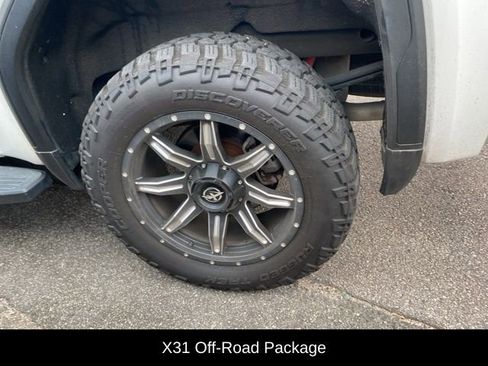 Used 2019 GMC Sierra 1500 SLT w/ SLT Premium Plus Package image 11