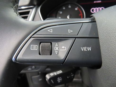 Used 2023 Audi Q5 2.0T Premium w/ Convenience Package AWD/4WD image 44