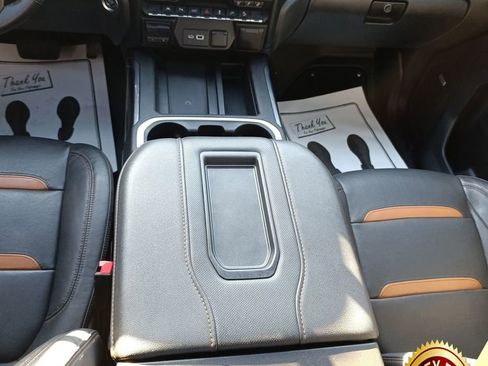 Used 2022 GMC Sierra 1500 AT4 w/ AT4 Premium Package image 31