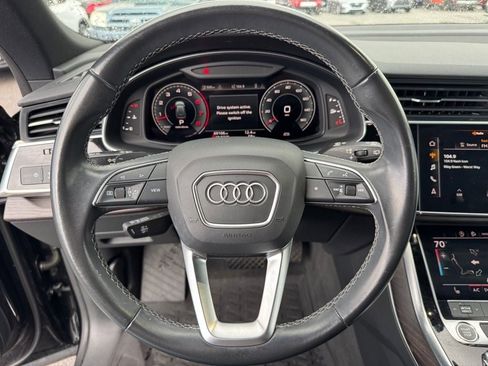 Used 2021 Audi Q8 Premium w/ Black Optic Package image 18