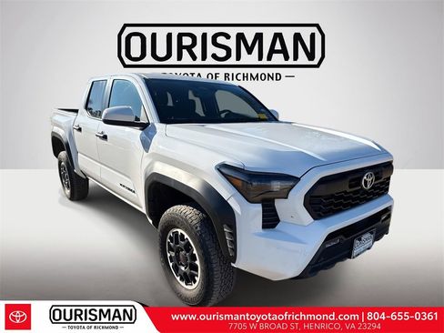 Used 2024 Toyota Tacoma TRD Off-Road image 1