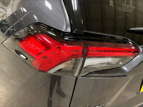 Used 2024 Toyota RAV4 XLE image 27