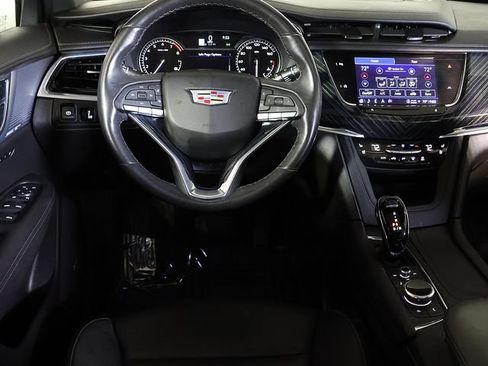 Used 2023 Cadillac XT6 Premium Luxury w/ LPO, Floor Liner Package AWD/4WD image 3