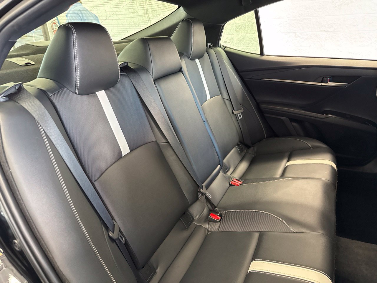 Used 2025 Toyota Camry SE w/ Convenience Package FWD image 41